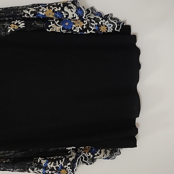 Anthro Akemi & Kin Calista Embroidered Bat Wing Lace Sleeve Top Fairycore Sz S - Picture 5 of 17